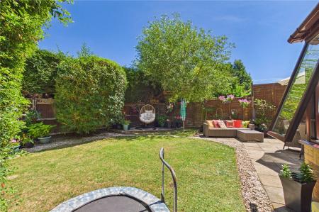 4 bedroom Detached house for sale in Primrose Gardens, Hatch Warren