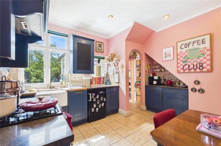 3 bedroom Terraced House for sale in Lower Brook Street, Basingstoke