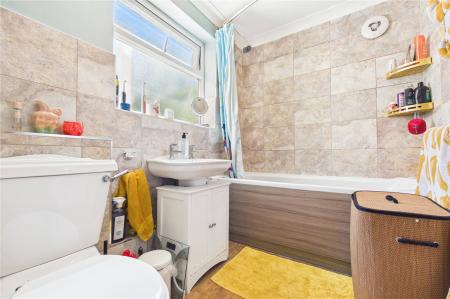 3 bedroom Terraced House for sale in Lower Brook Street, Basingstoke