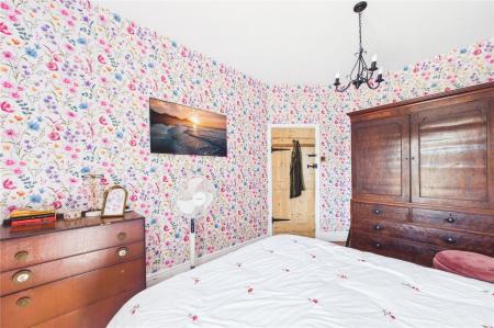 3 bedroom Terraced House for sale in Lower Brook Street, Basingstoke