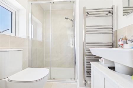 3 bedroom Detached house for sale in Cleeve Road, Basingstoke