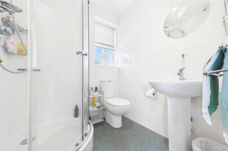 3 bedroom Detached house for sale in Chatsworth Green, Hatch Warren