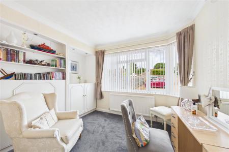 3 bedroom Semi-detached house for sale in Buckskin Lane, Basingstoke