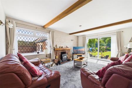 3 bedroom Semi-detached house for sale in Buckskin Lane, Basingstoke