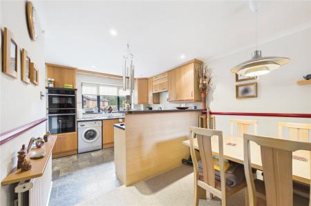 3 bedroom Detached house for sale in Minden Close, Chineham