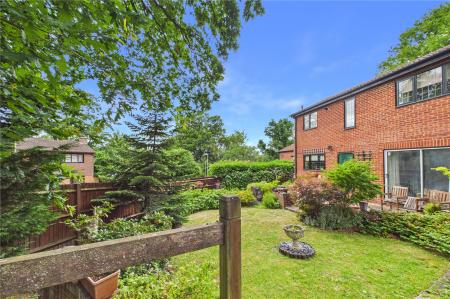 3 bedroom Detached house for sale in Minden Close, Chineham