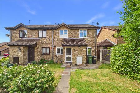 2 bedroom End of terrace house for sale in Sorrells Close, Chineham