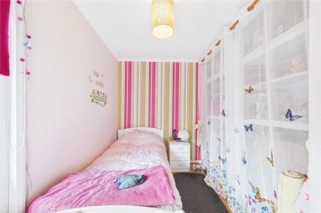 3 bedroom Terraced House for sale in Fountains Close, Basingstoke