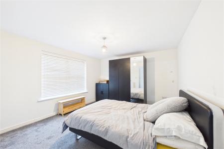 2 bedroom Ground floor flat to let in Sherborne Road, Basingstoke