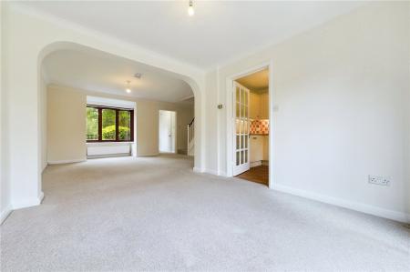 3 bedroom Terraced House to let in Stanbury Gate, Spencers Wood
