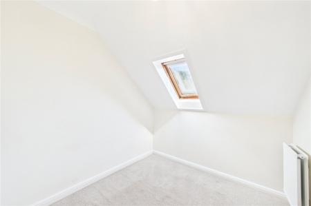 3 bedroom Terraced House to let in Stanbury Gate, Spencers Wood