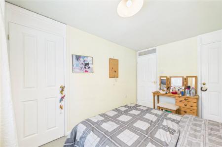 3 bedroom Terraced House for sale in Hereford Road, Basingstoke