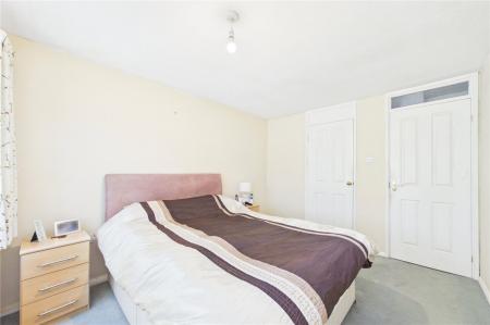 3 bedroom Terraced House for sale in Hereford Road, Basingstoke