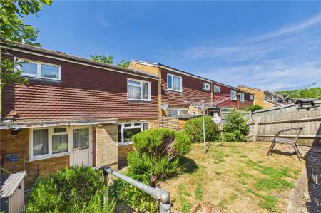 3 bedroom Terraced House for sale in Hereford Road, Basingstoke