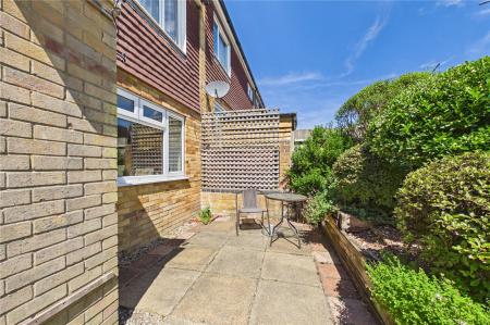 3 bedroom Terraced House for sale in Hereford Road, Basingstoke