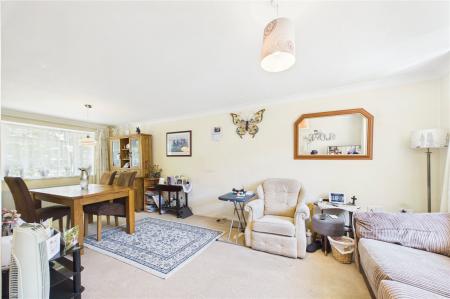 3 bedroom Terraced House for sale in Hereford Road, Basingstoke
