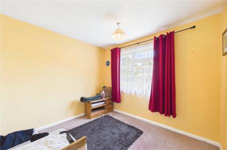 3 bedroom Terraced House for sale in Hereford Road, Basingstoke