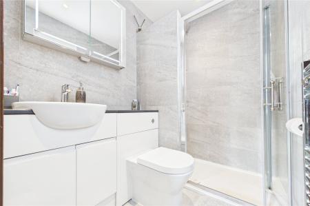 4 bedroom Detached house for sale in Heritage Park, Basingstoke