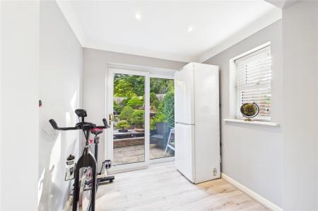3 bedroom Detached house for sale in Hathaway Gardens, Basingstoke