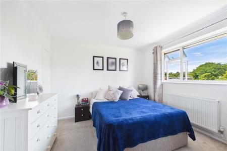 2 bedroom Maisonette for sale in Cranbourne Lane, Basingstoke