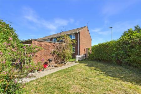 2 bedroom Maisonette for sale in Cranbourne Lane, Basingstoke