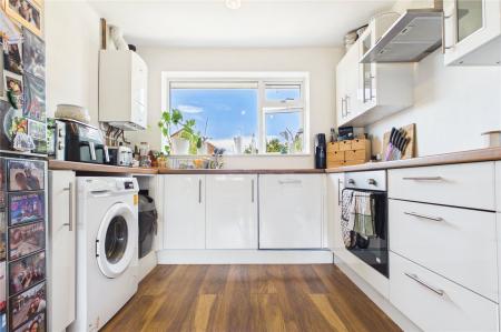 2 bedroom Maisonette for sale in Cranbourne Lane, Basingstoke