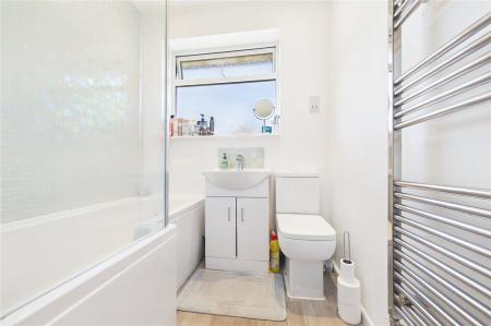 2 bedroom Maisonette for sale in Cranbourne Lane, Basingstoke