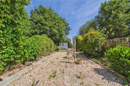 2 bedroom Terraced House to let in Falcon Fields, Tadley