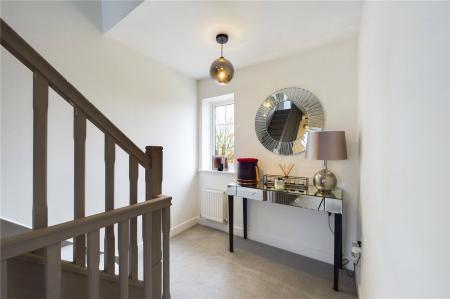 5 bedroom Detached house to let in Bowling Green, Three Mile Cross