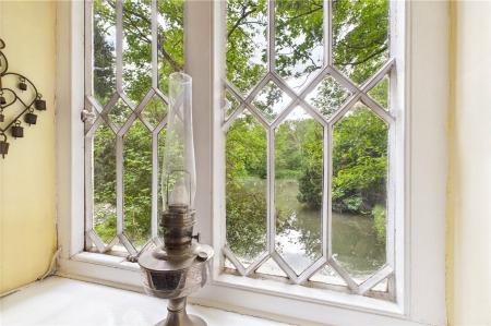 2 bedroom Detached house to let in The Mill Cottage, Bramley