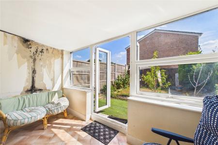 3 bedroom Terraced House for sale in Pershore Road, Basingstoke