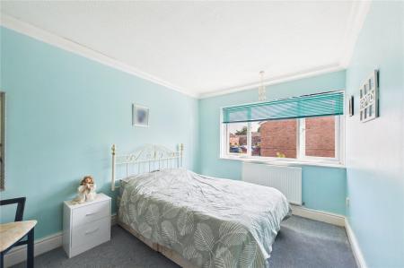 3 bedroom Terraced House for sale in Pershore Road, Basingstoke