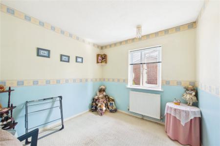 3 bedroom Terraced House for sale in Pershore Road, Basingstoke