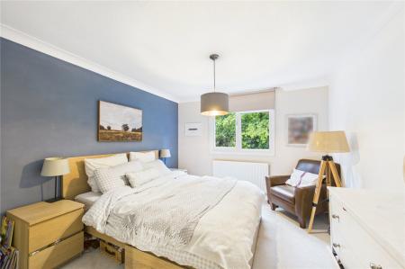 3 bedroom Terraced House for sale in Normanton Road, Basingstoke