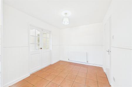 3 bedroom Terraced House for sale in Warwick Road, Basingstoke