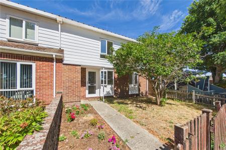 3 bedroom Terraced House for sale in Warwick Road, Basingstoke