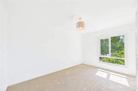 3 bedroom Terraced House for sale in Warwick Road, Basingstoke