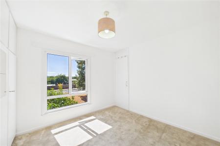 3 bedroom Terraced House for sale in Warwick Road, Basingstoke