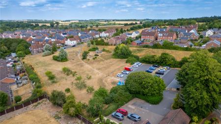 4 bedroom Semi-detached house for sale in London Road, Overton