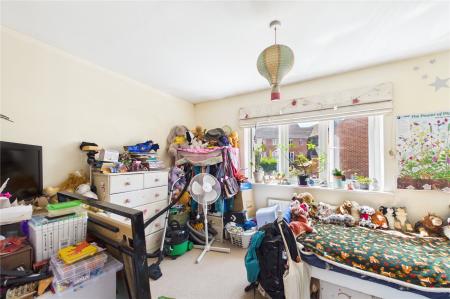2 bedroom Terraced House for sale in Skippetts Gardens, Basingstoke