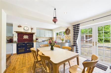 5 bedroom Detached house to let in Pentewan, Hollybush Lane