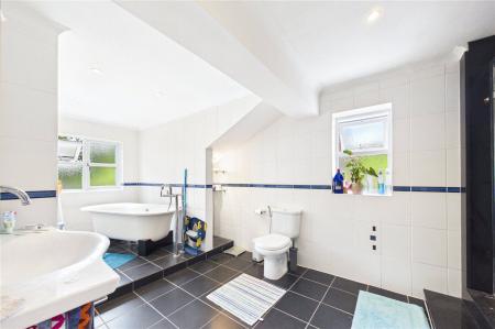 5 bedroom Detached house to let in Pentewan, Hollybush Lane