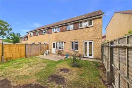 3 bedroom End of terrace house for sale in Dankworth Road, Basingstoke