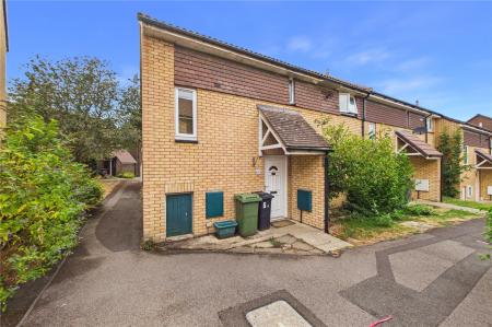 3 bedroom End of terrace house for sale in Dankworth Road, Basingstoke