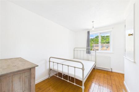 2 bedroom End of terrace house to let in Mulberry Way, Chineham