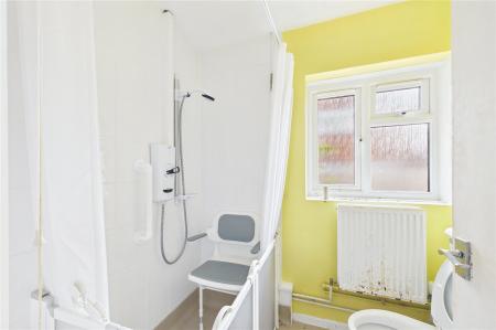 2 bedroom End of terrace house for sale in Crawts Road, Overton