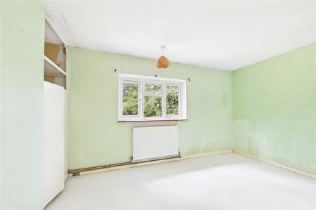 2 bedroom End of terrace house for sale in Crawts Road, Overton