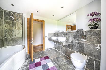 6 bedroom Semi-detached house for sale in Farleigh Lane, Dummer