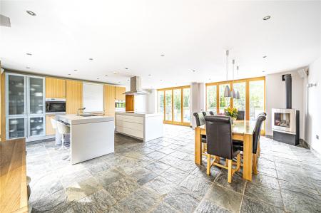 6 bedroom Semi-detached house for sale in Farleigh Lane, Dummer