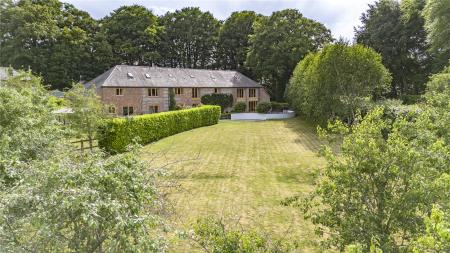 6 bedroom Semi-detached house for sale in Farleigh Lane, Dummer